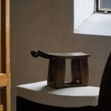 Lobi stool in carved wood from the early 20th century, Burkina Faso, Africa.