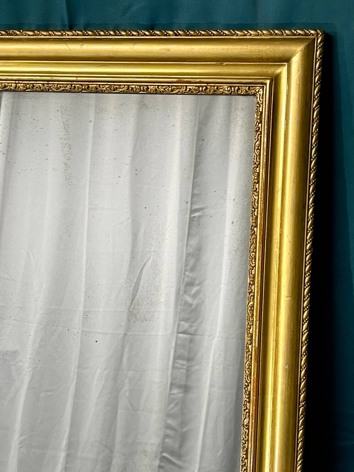 Antique mirror 150 x 65 cm Louis Philippe period. Gold leaf gilding. Very good condition