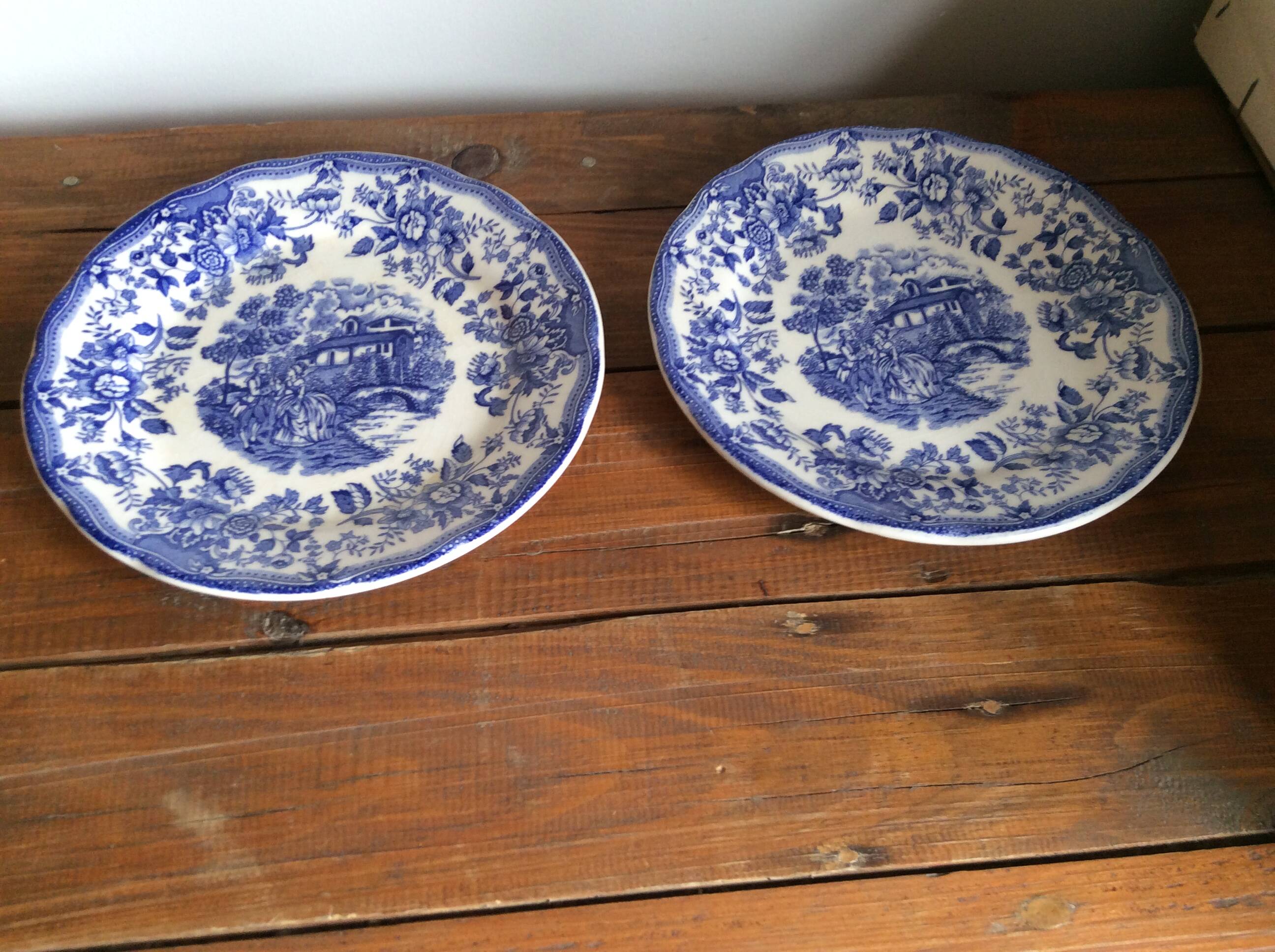 English dessert plates