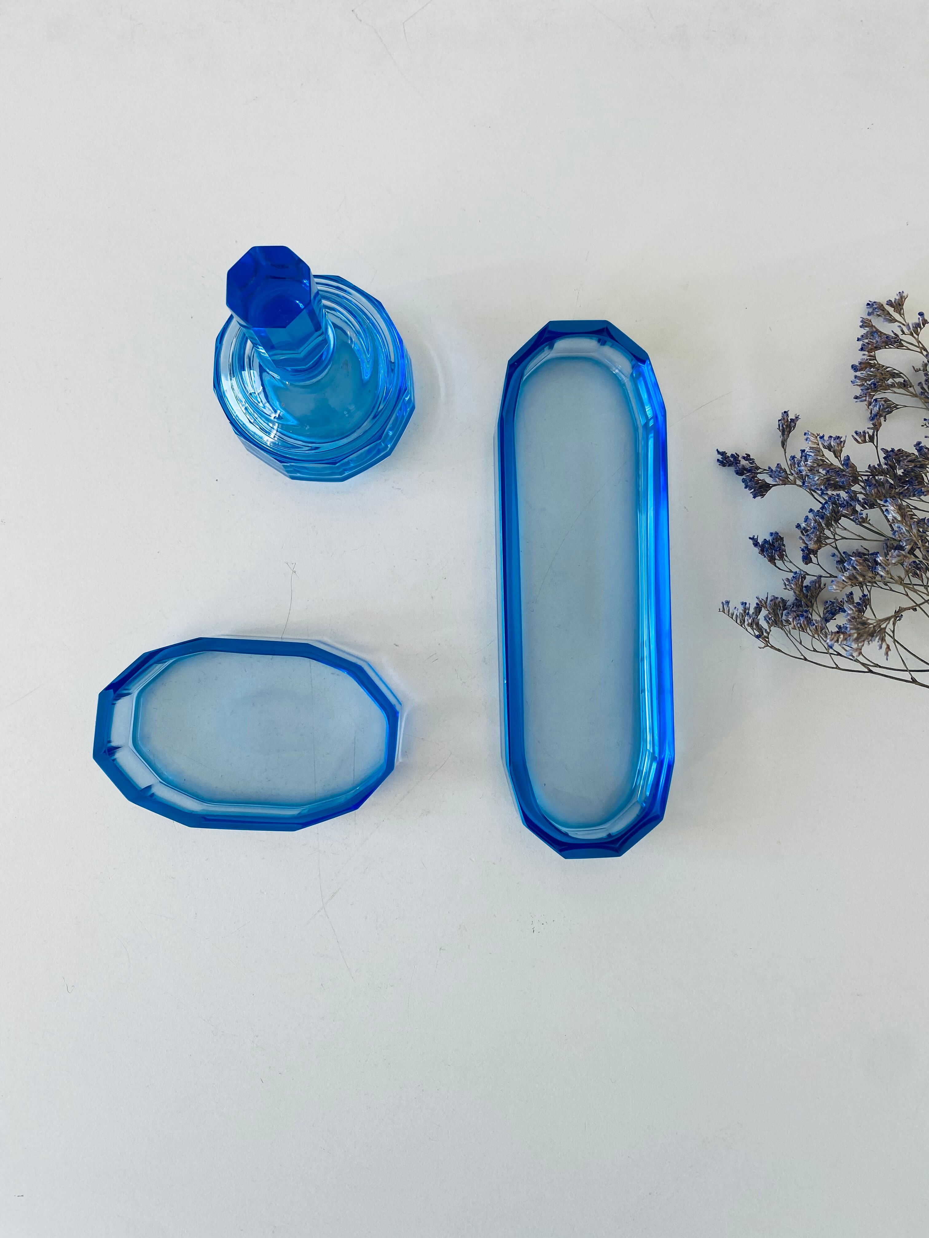 Crystal bathroom kit