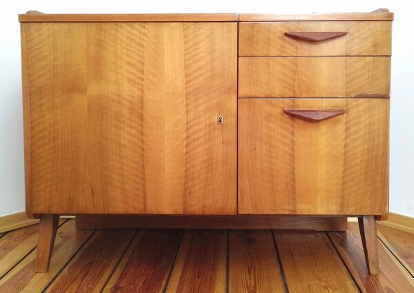 Commode, production Tchécoslovaquie, années 70, Vintage