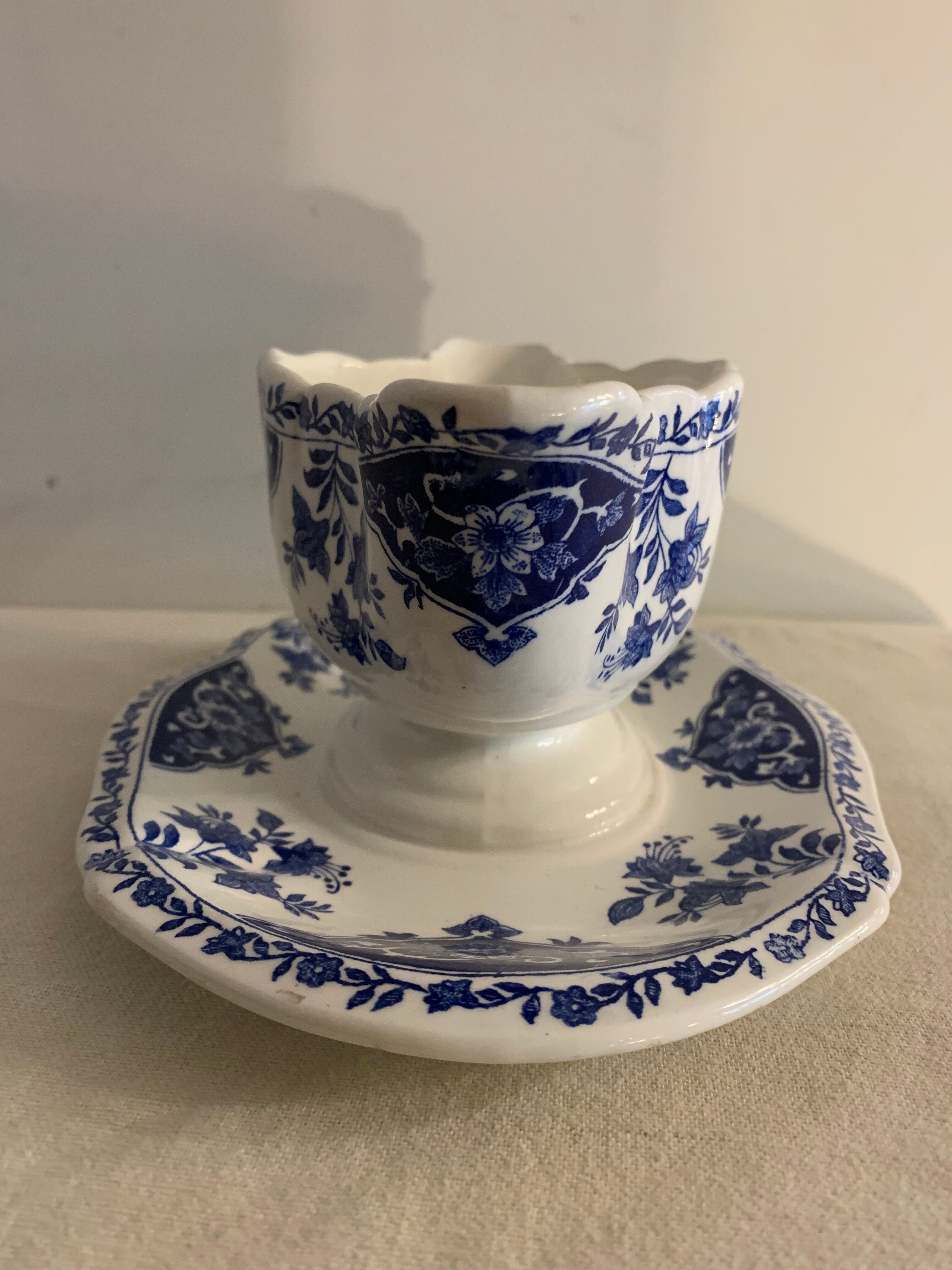 Saucière en faïence bleue et blanche Gien 1960