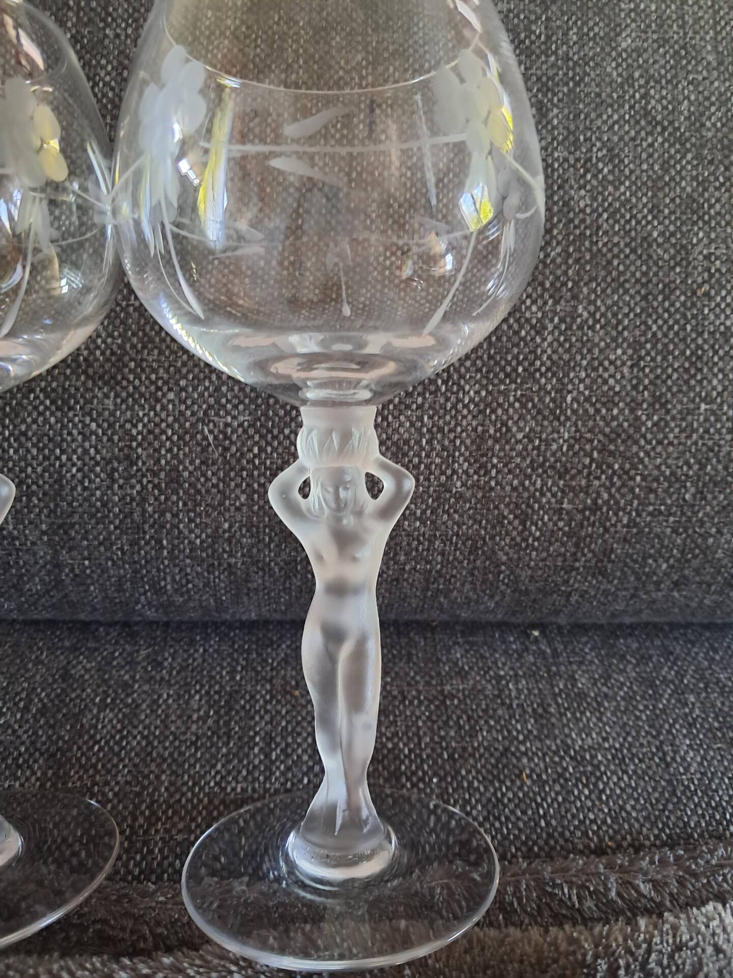 2 crystal wine glasses from Bayel, 20th century