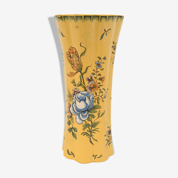 Faience vase with polychrome decoration of flowers