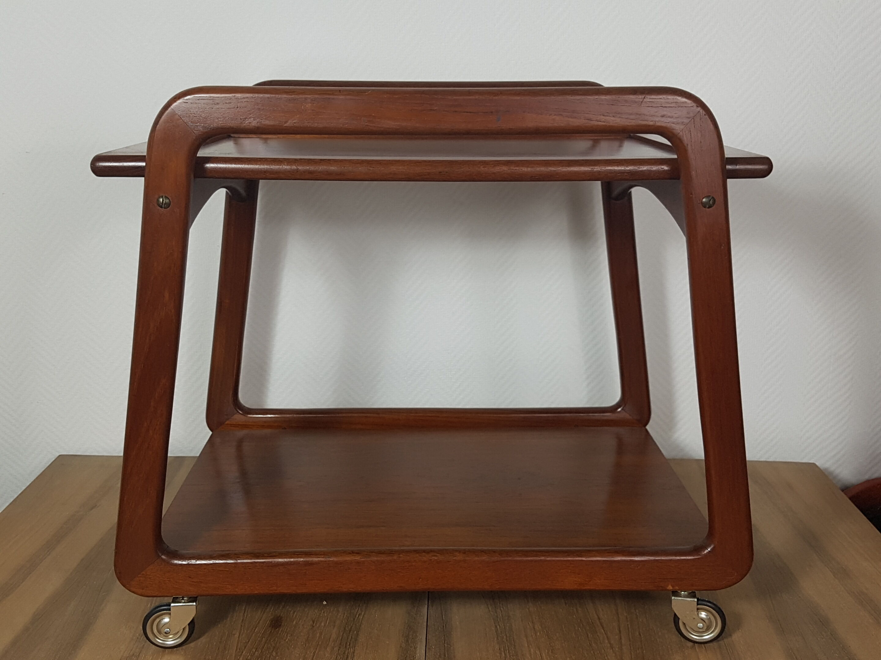 Scandinavian 70s dessert or mini-bar