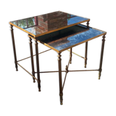 Paire de tables gigognes vintage en bronze doré et miroir oxydé bleu, style