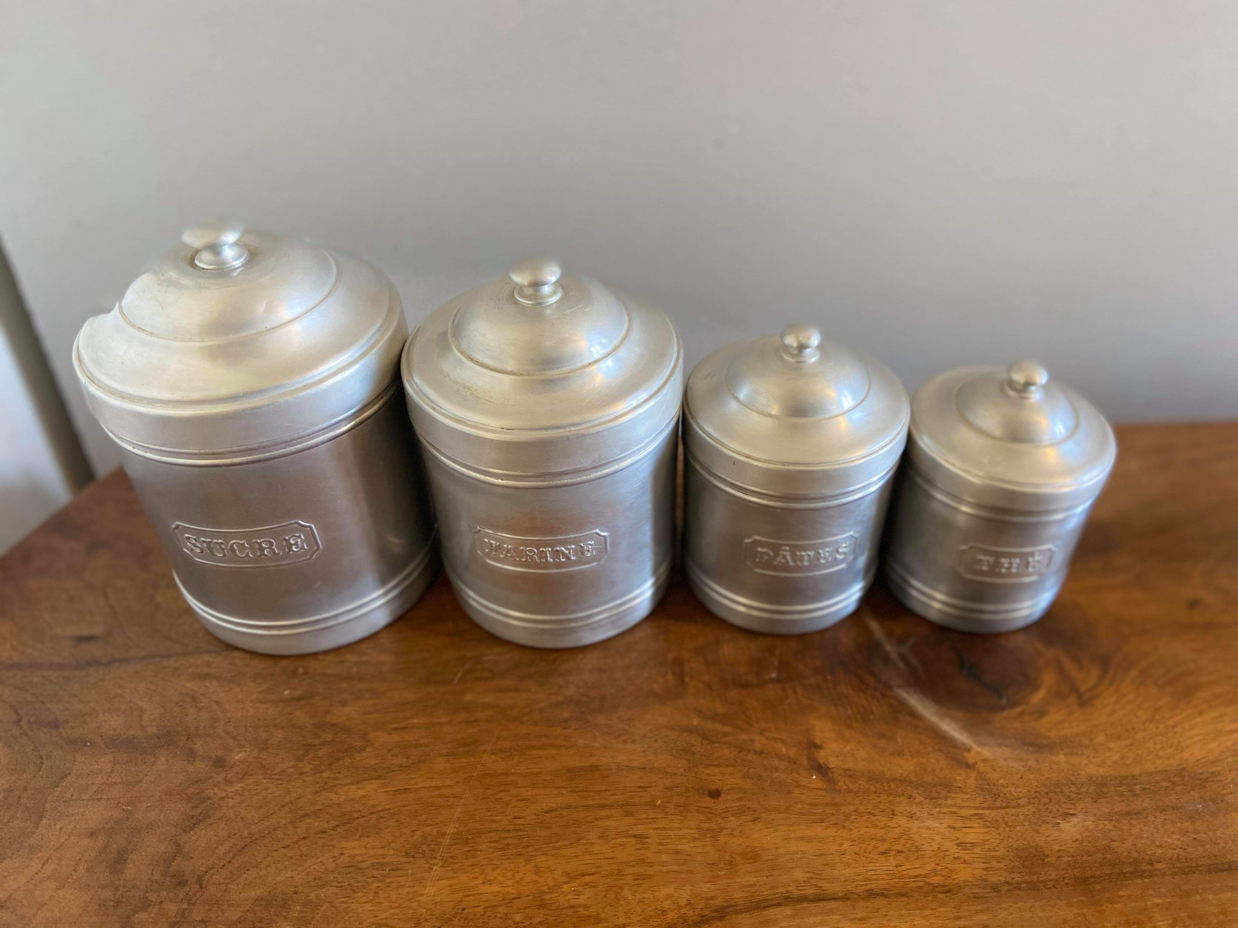 Tournus aluminium spice pot