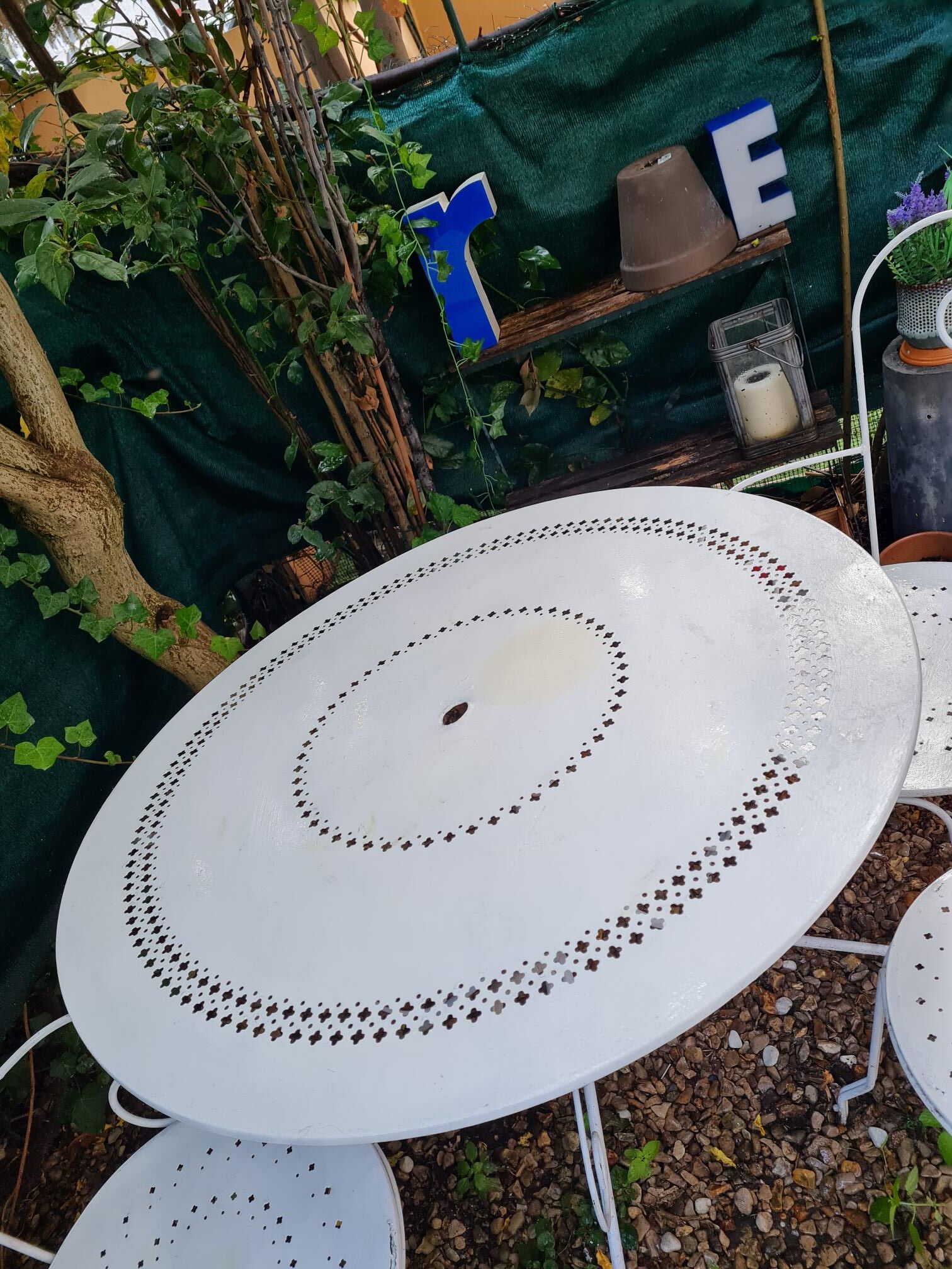 Garden furniture white wrought iron