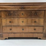 Louis Philippe chest of drawers in solid cherry wood, 19th century.