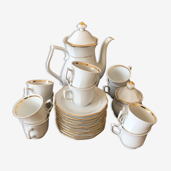 Porcelain coffee/tea service