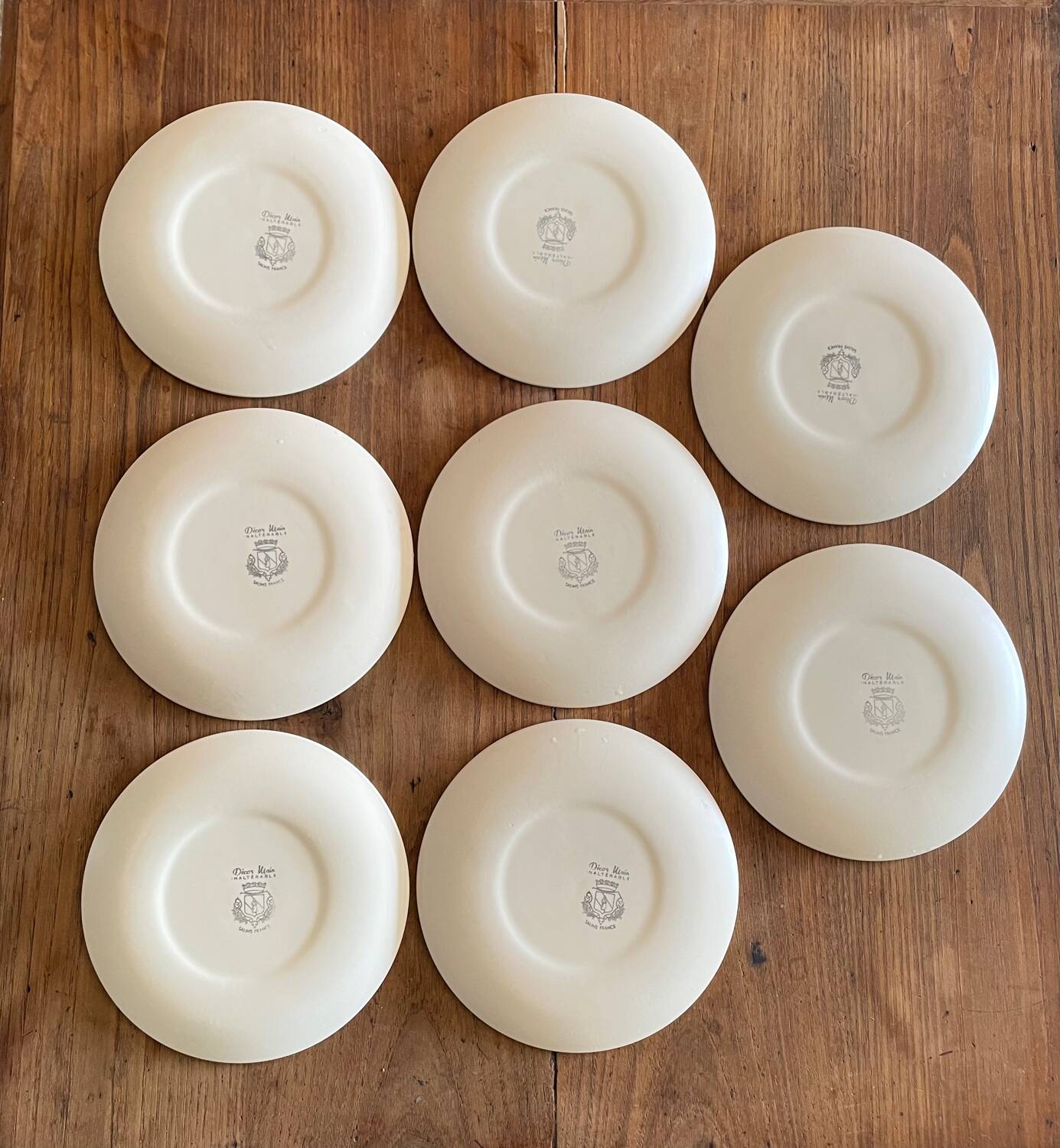 Assiettes anciennes françaises Salins, années 70