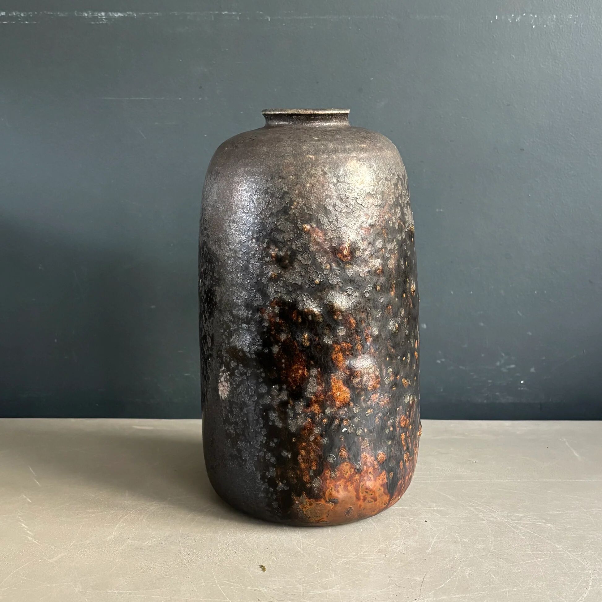 Vase en grès signé Carlos Delsaux – Belgique, vers 1925-1935