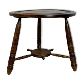 Table basse ronde, tripode, de style breton
