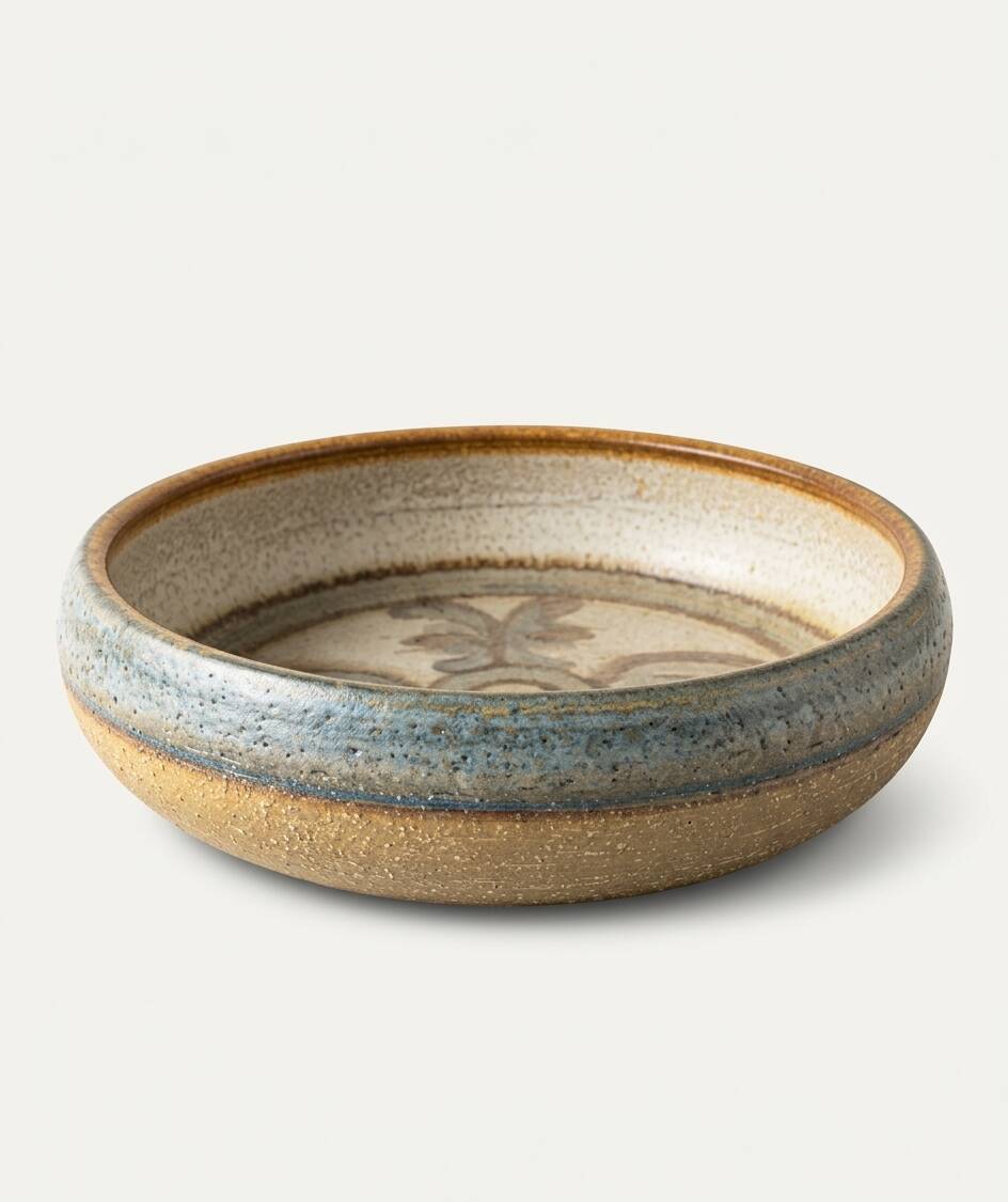 Ceramic bowl Erika by the Soholm brand.