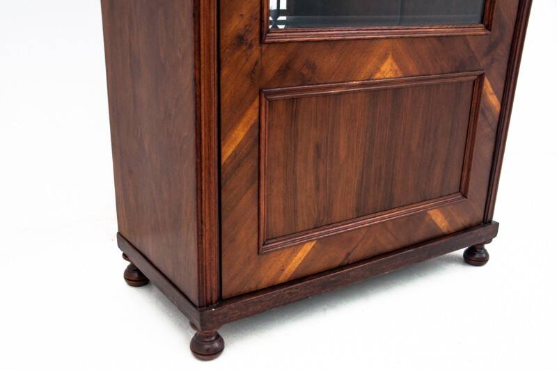 Historic library from around 1920