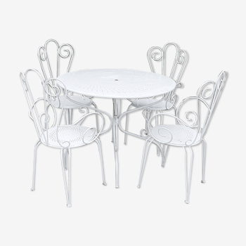 Salon de jardin 1 table 4 fauteuils en fer forgé blanc ancien.