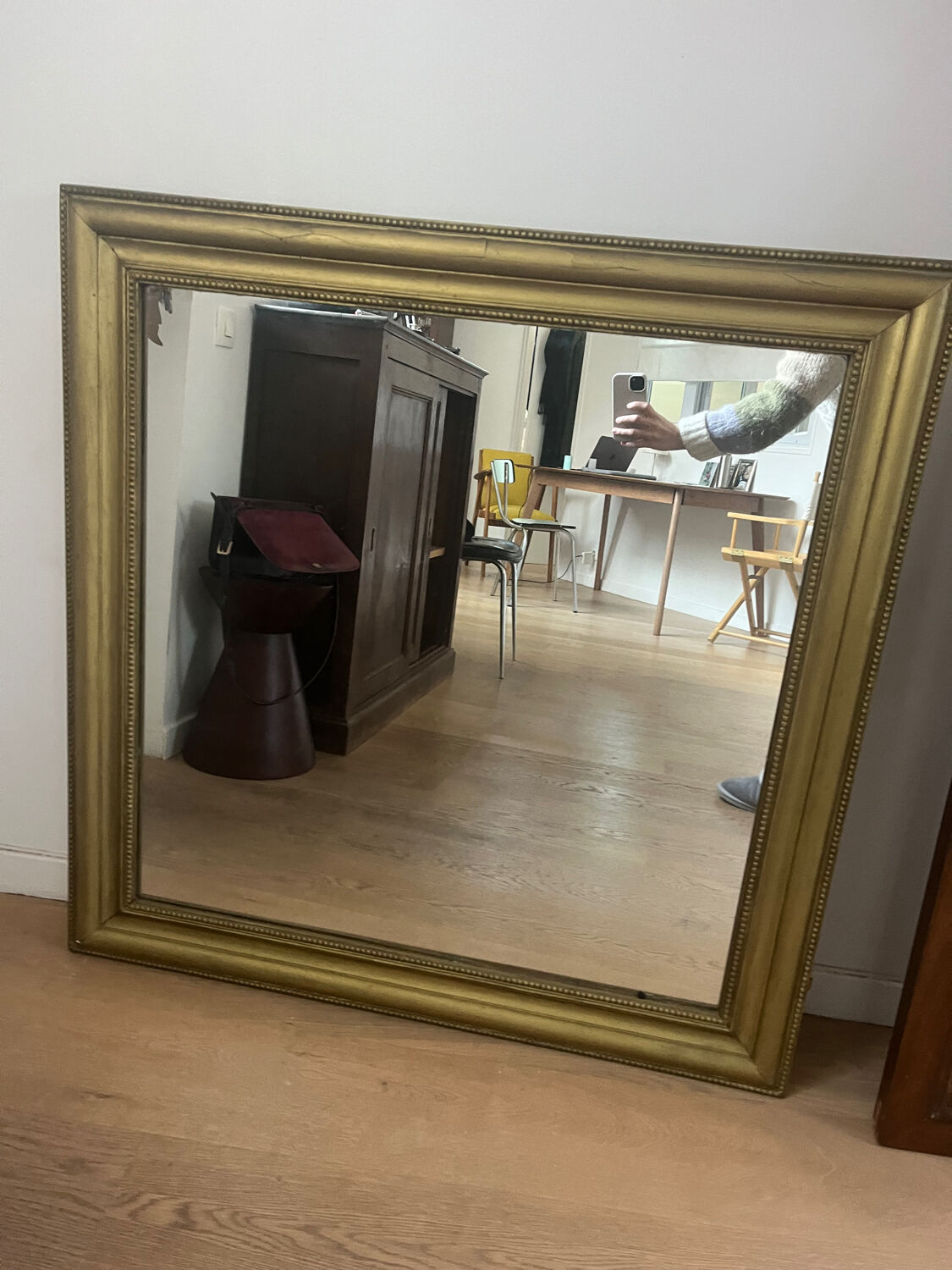 Square mirror