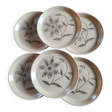 Flat stoneware plates with floral decoration – France – 1970s