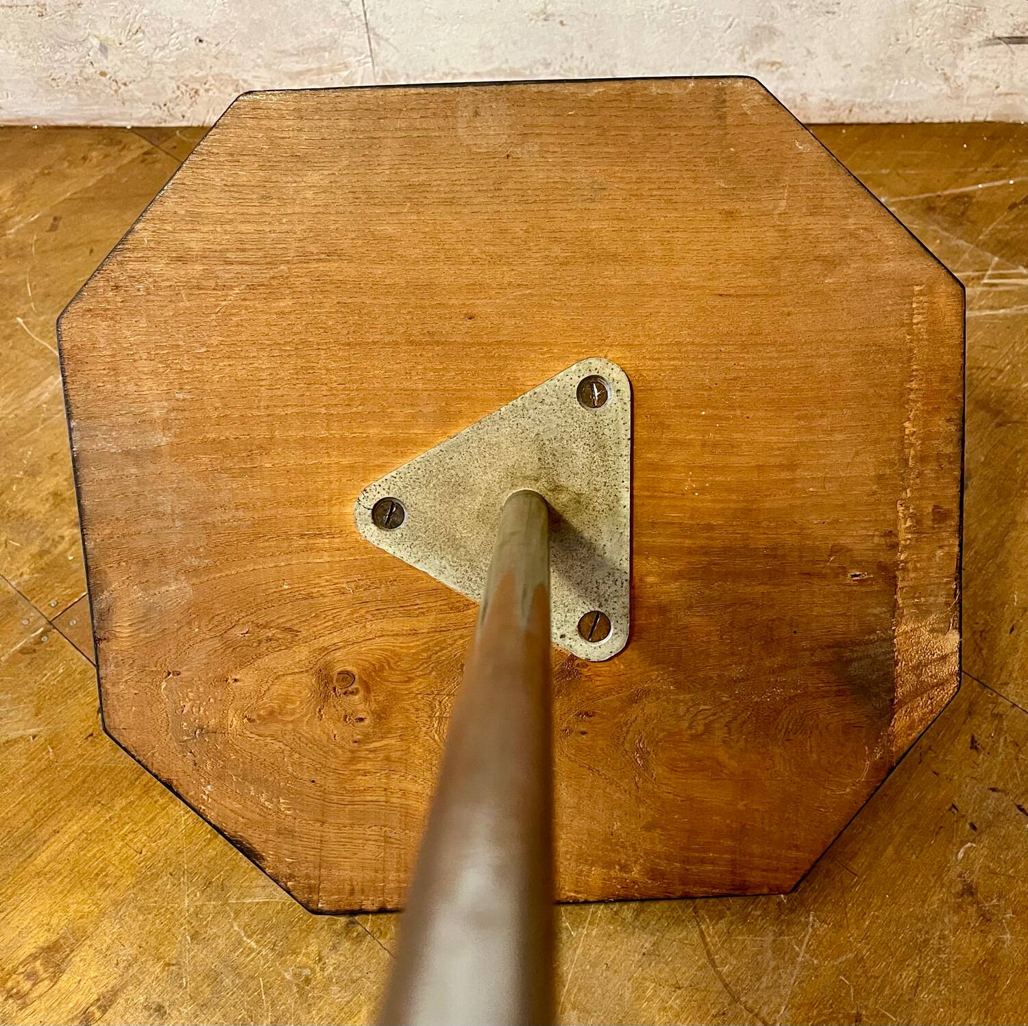 Stablet René Herbst display or side table