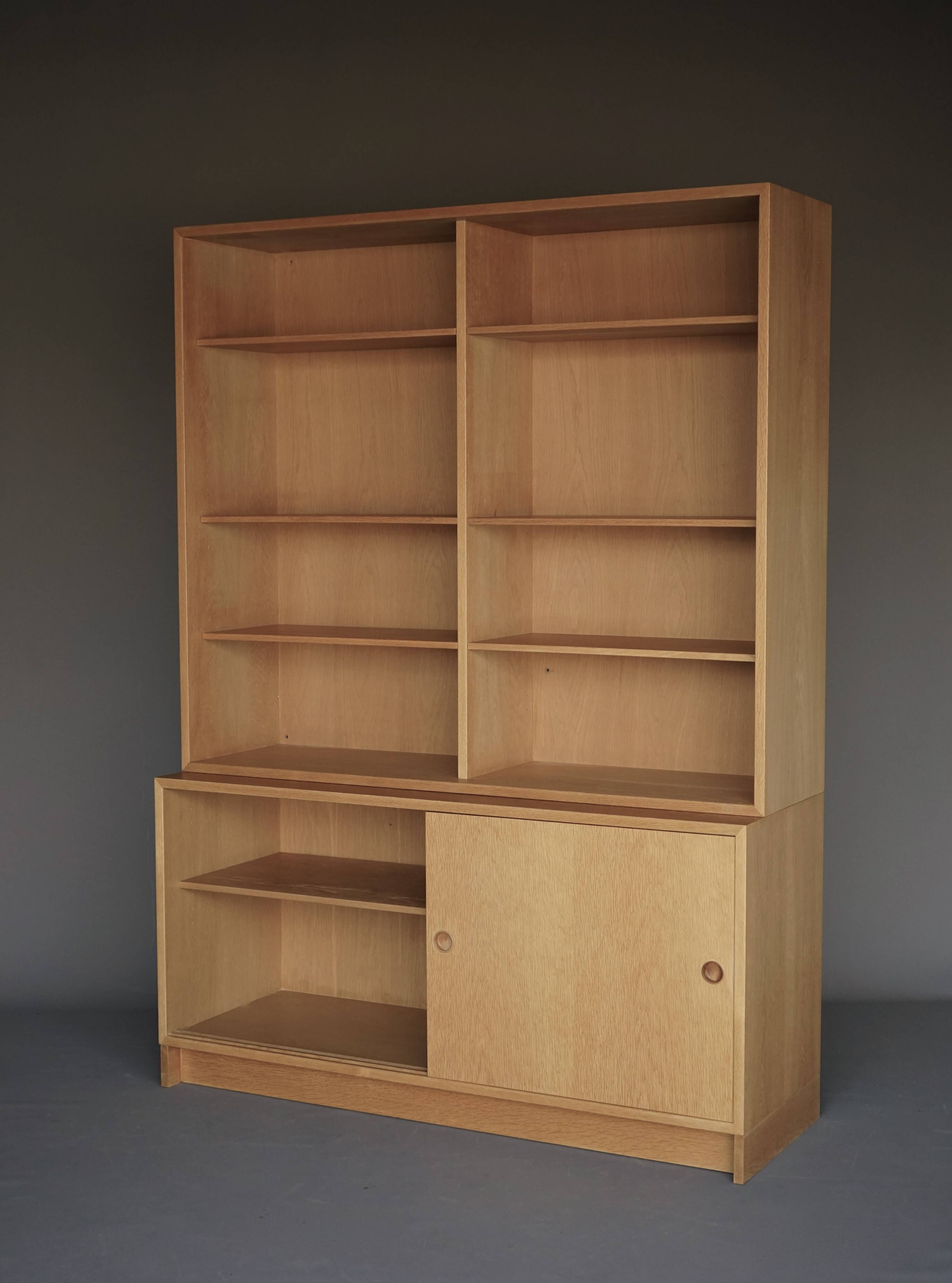 Oak Bookcase by Børge Mogensen for Karl Andersson & söner. Sweden, 1960s