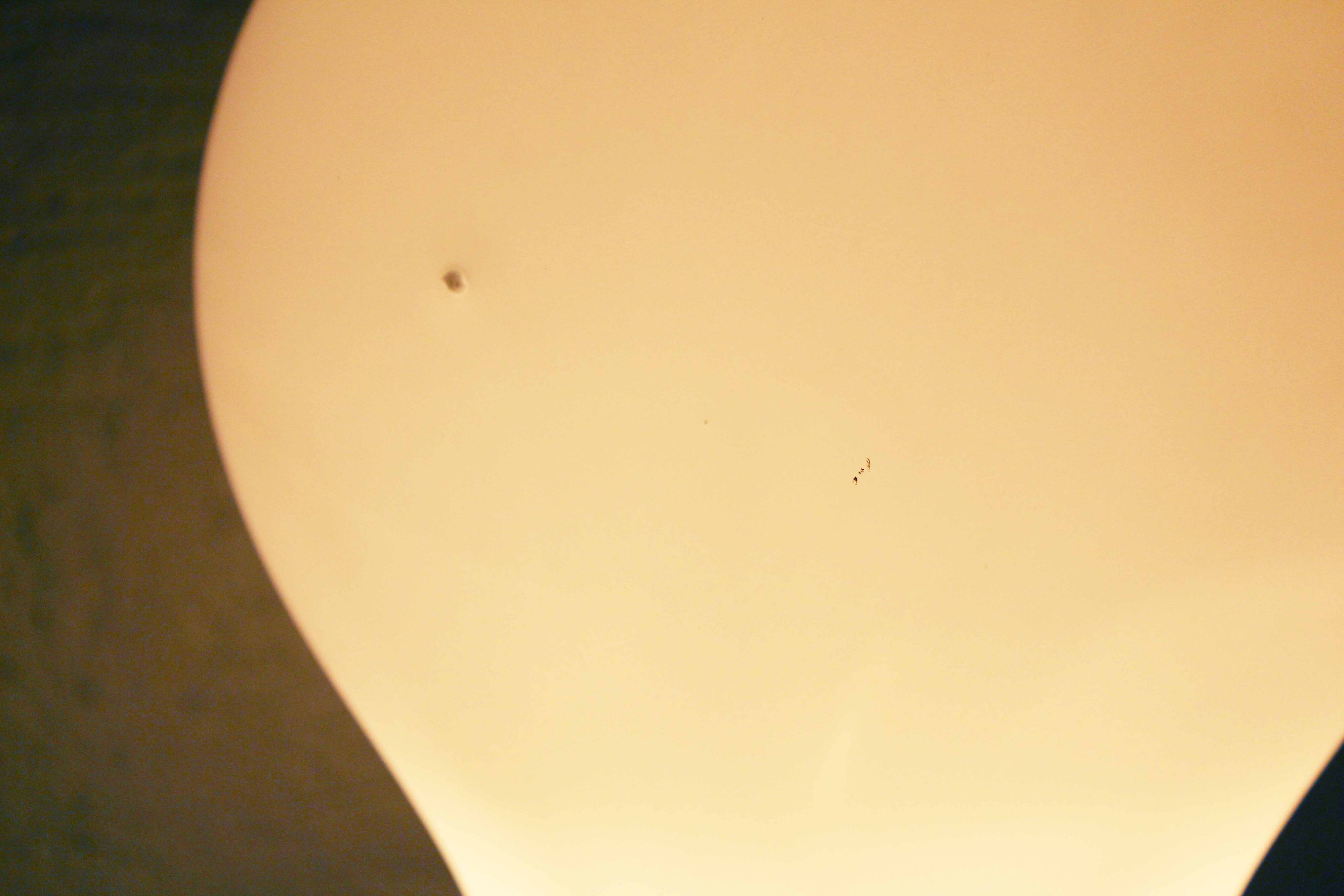 Lampe en forme d'ampoule tout de verre