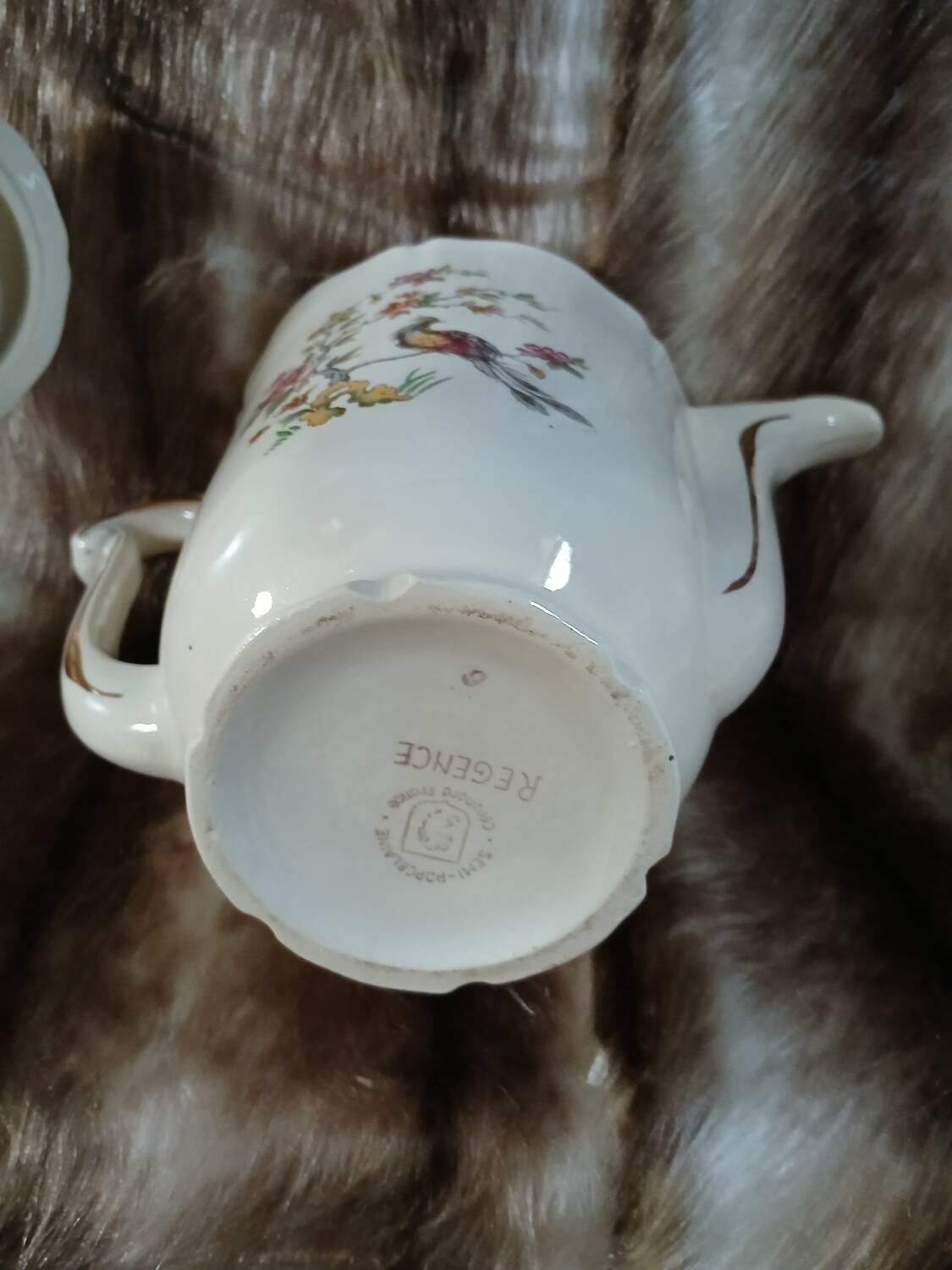 Antique porcelain coffee/tea pot