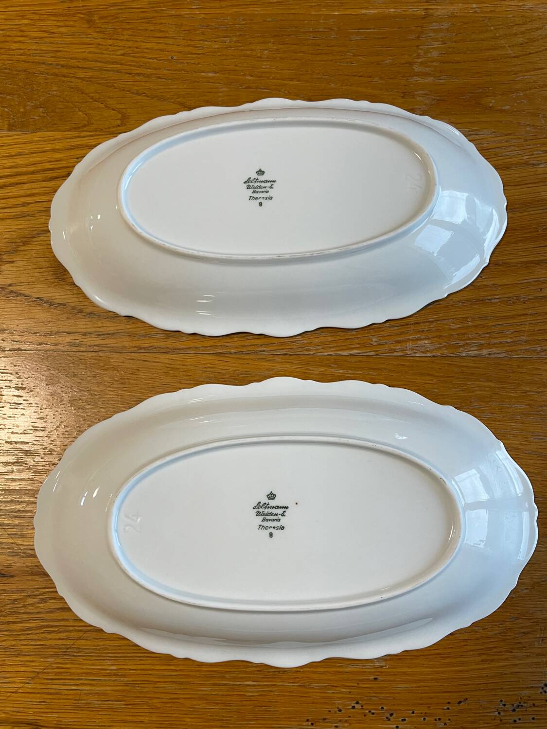 Two porcelain dishes from Bavaria.