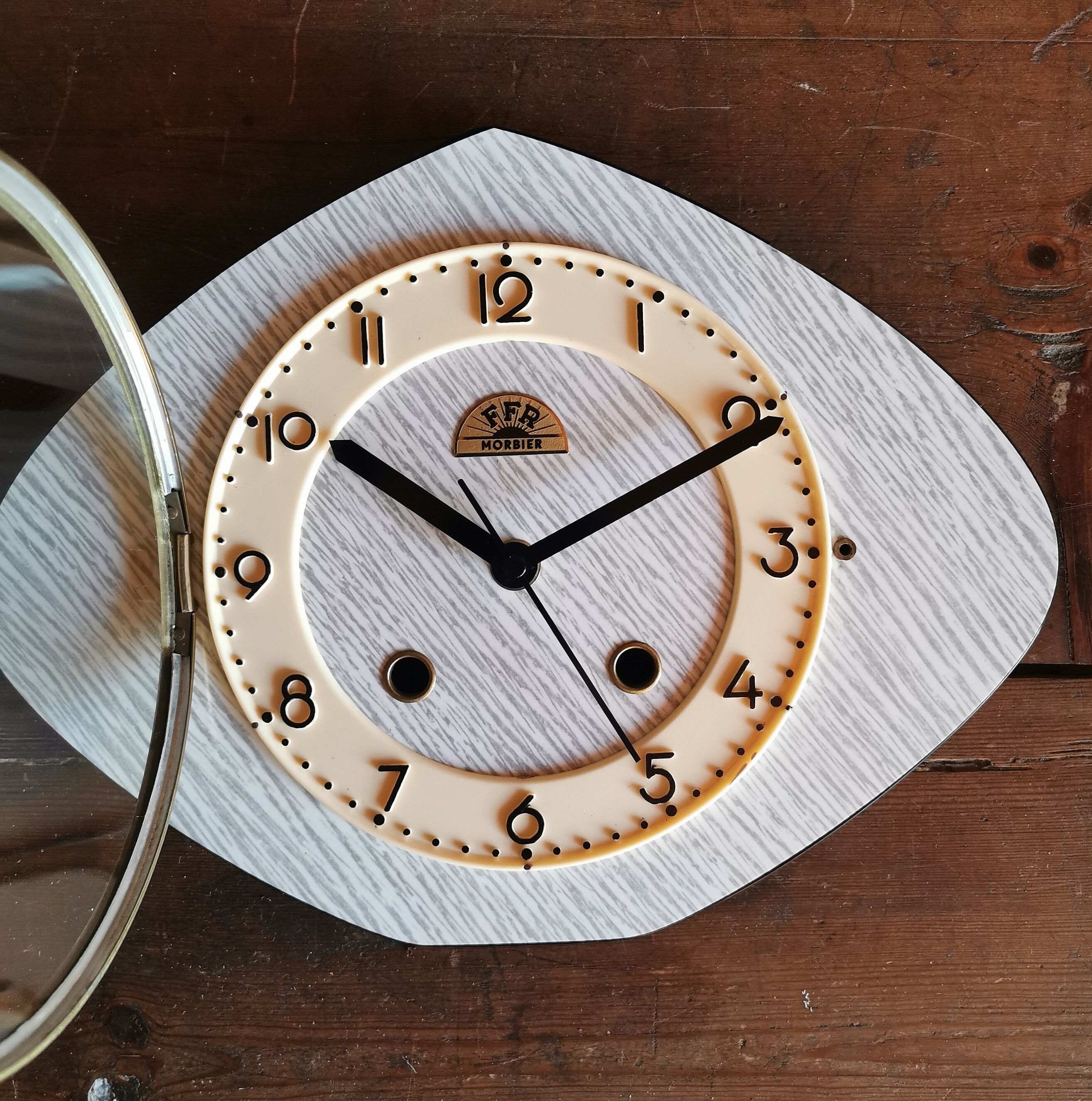 Clock formica wall clock vintage silent 50s "FFR Morbier gray white"