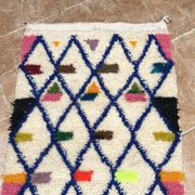 Small handmade Moroccan rug, small Beni Ouarain rug in Berber wool,