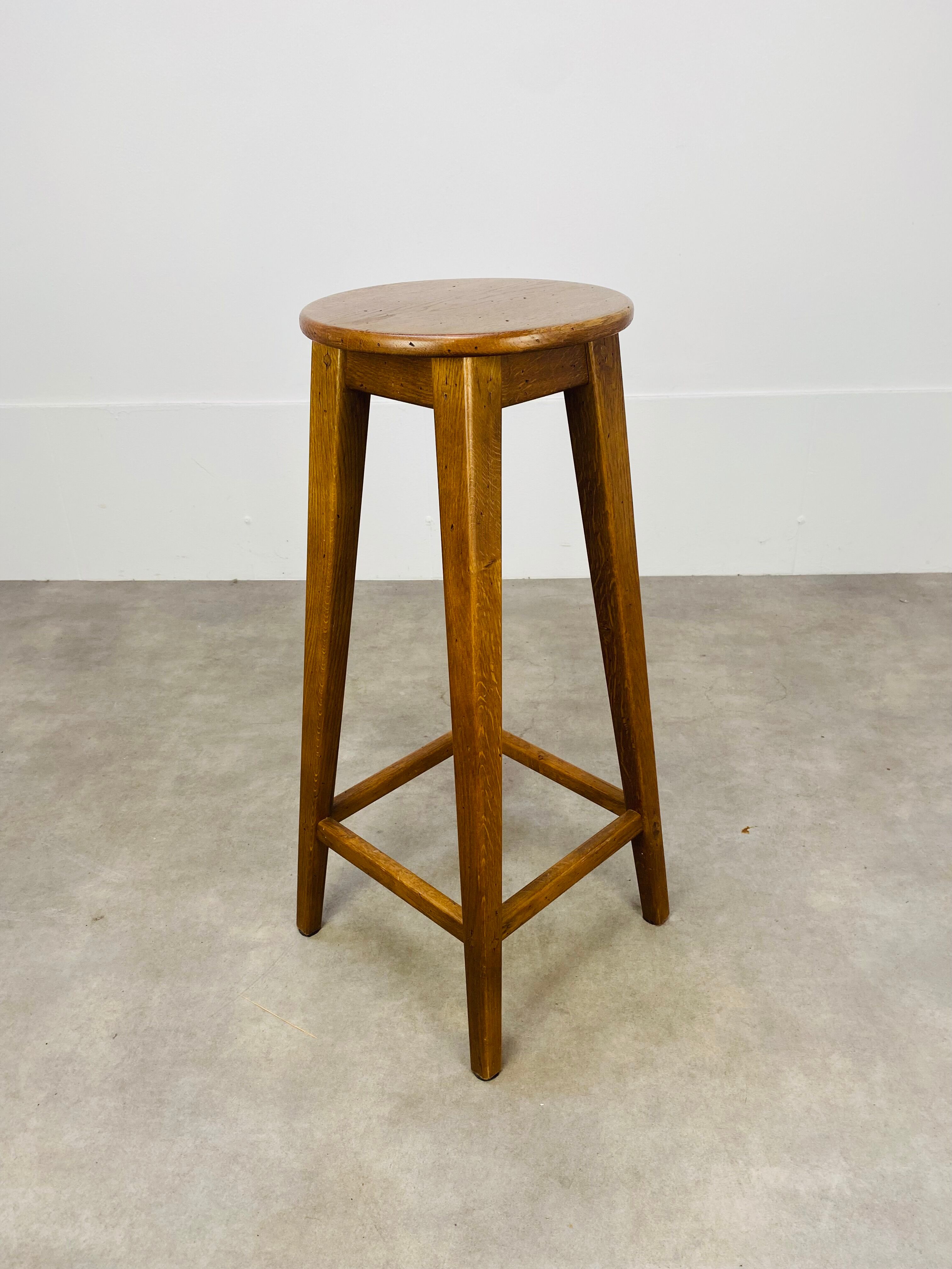 Solid wood oak bar stool