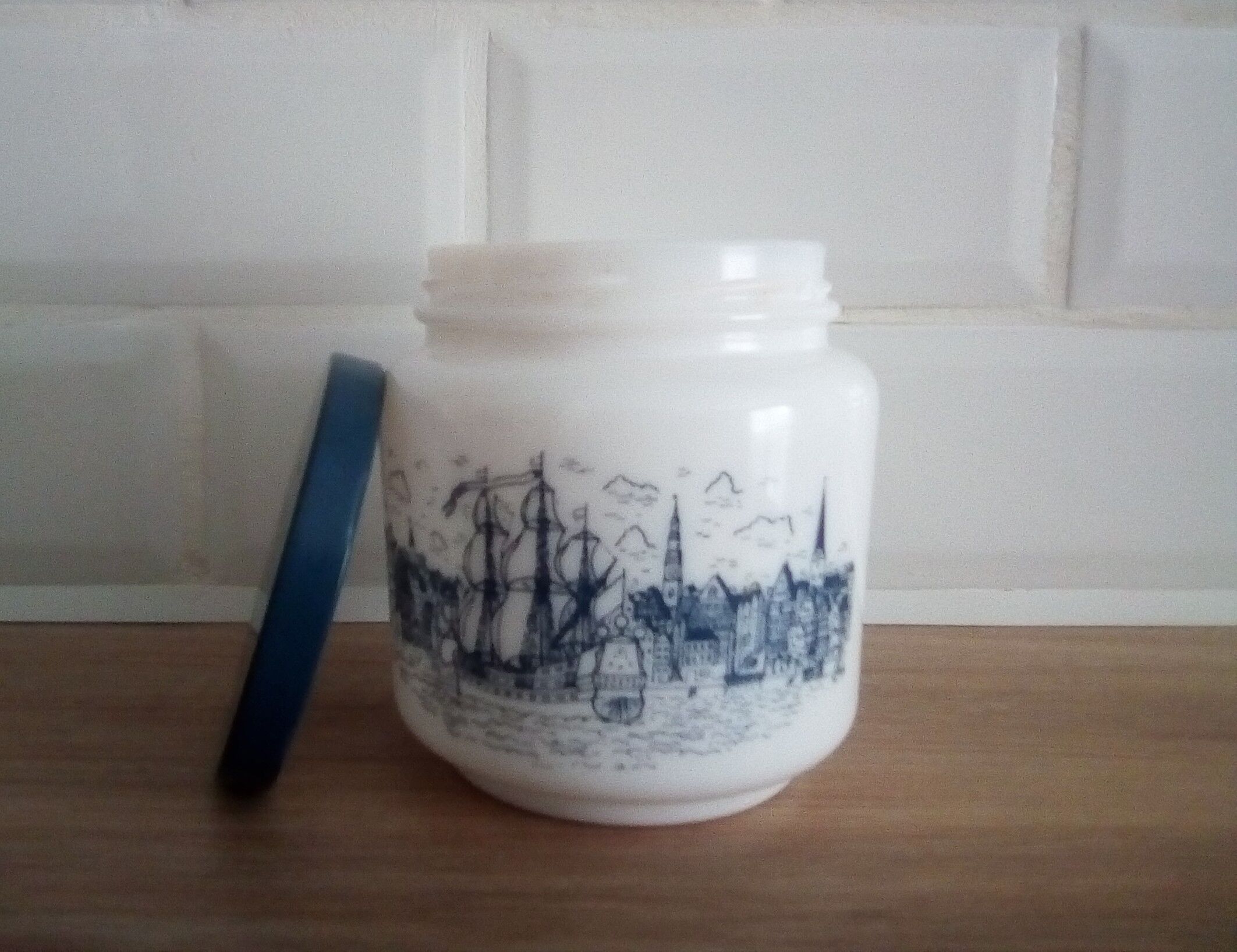 Ancient jar in opaline