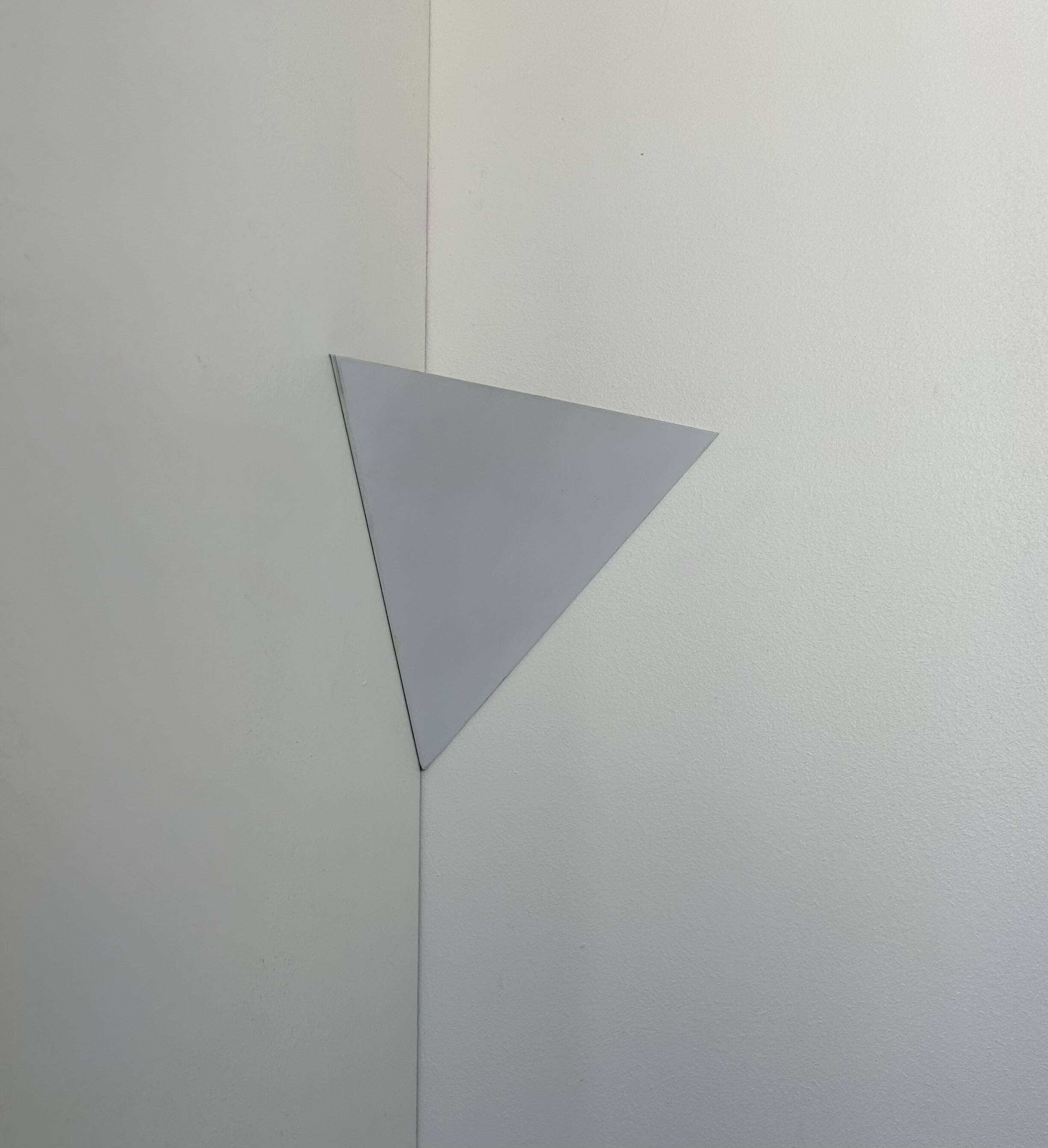 Vintage corner wall light in white lacquered metal, France 1970