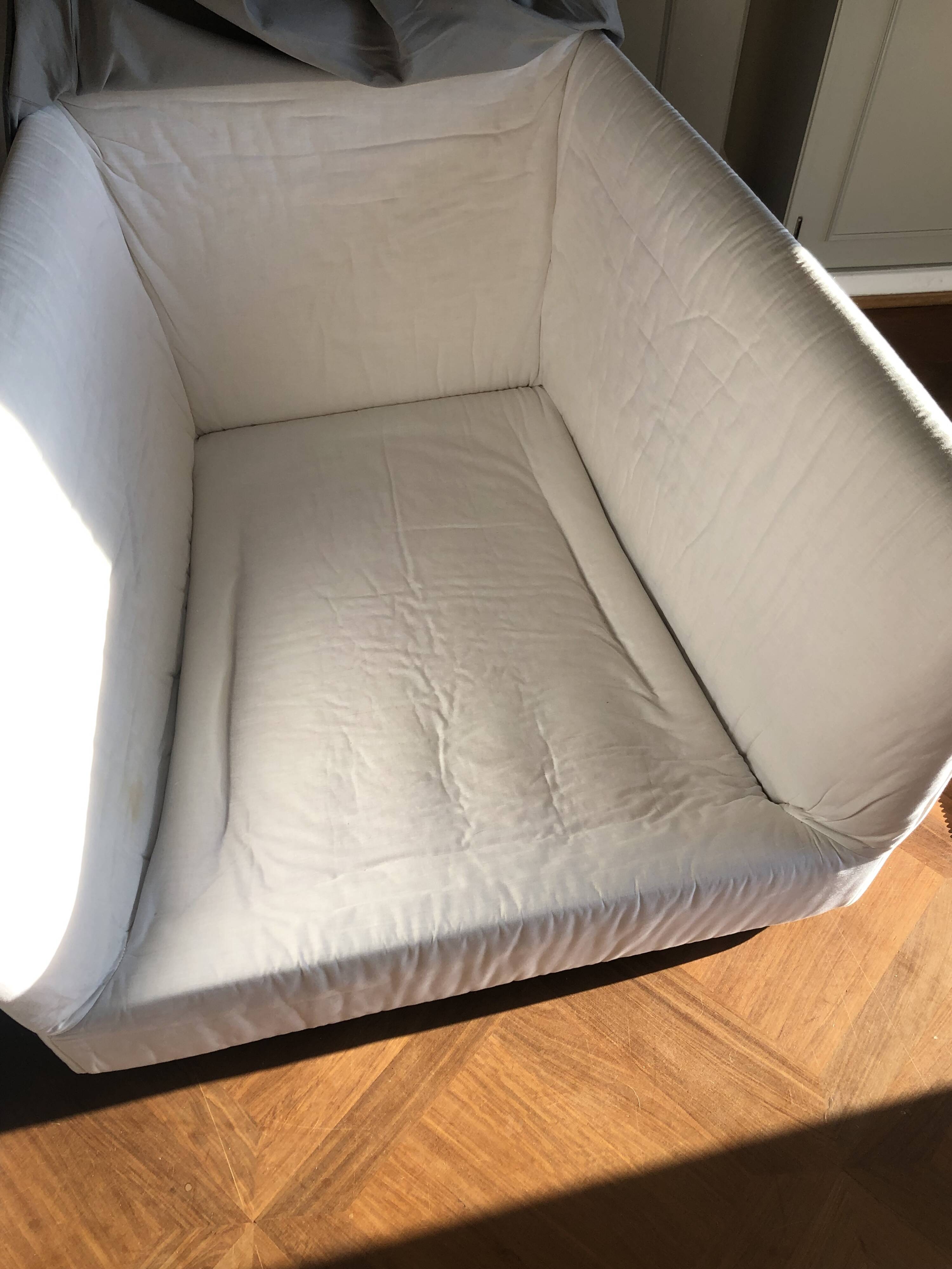 Ghost Armchair 01 Gervasoni glacier blue