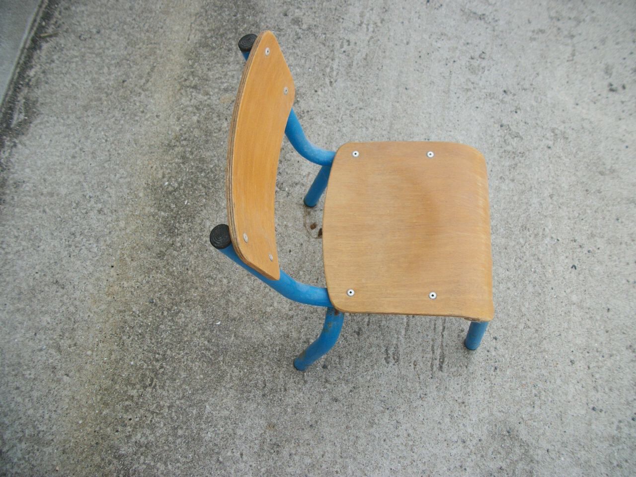 Small chair Kid schoolboy