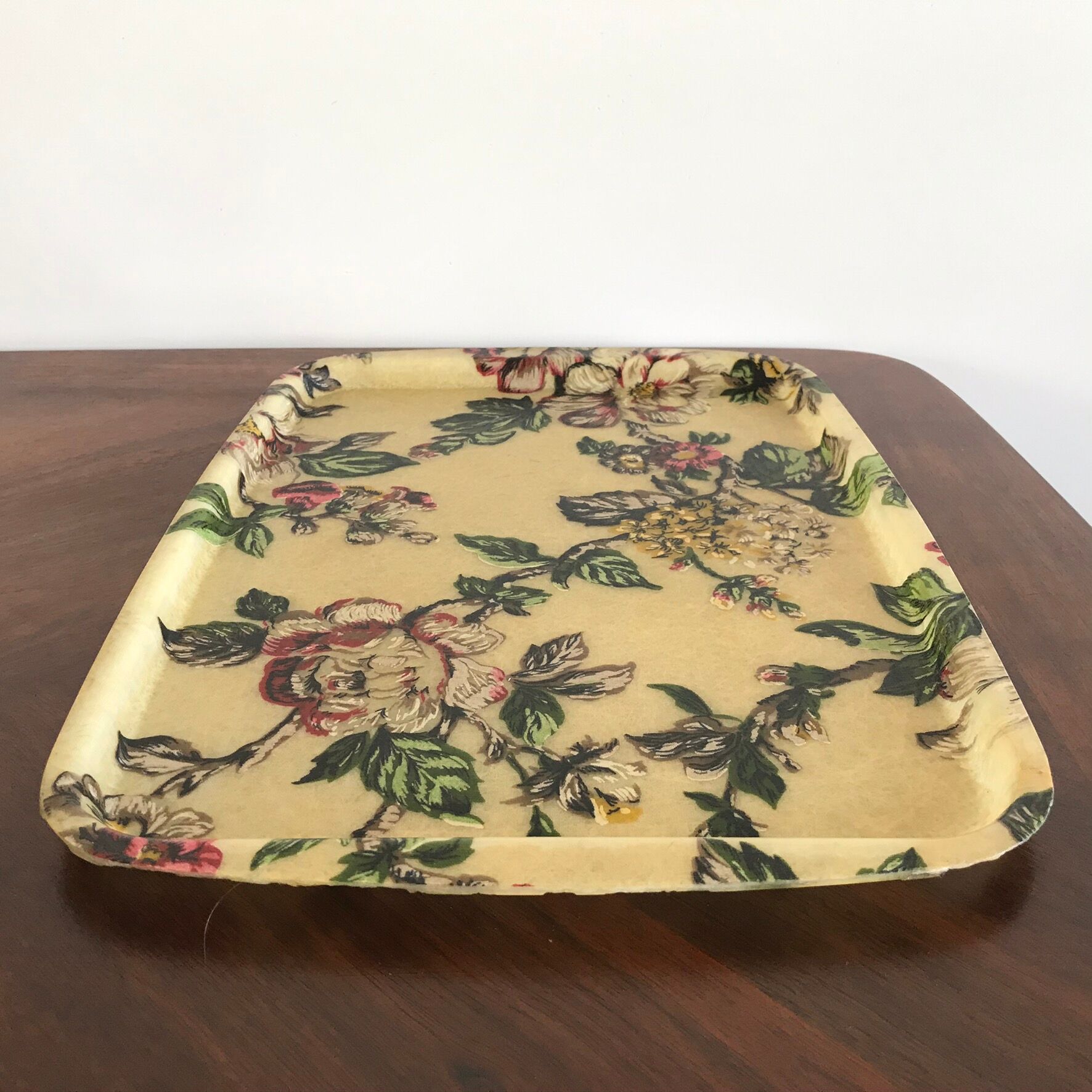Vintage fiberglass floral pattern