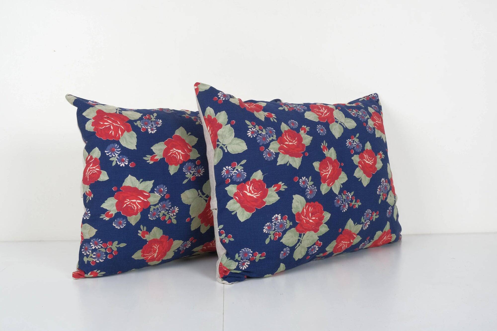 Set of 2 vintage Turkish cushion covers 41x61 cm