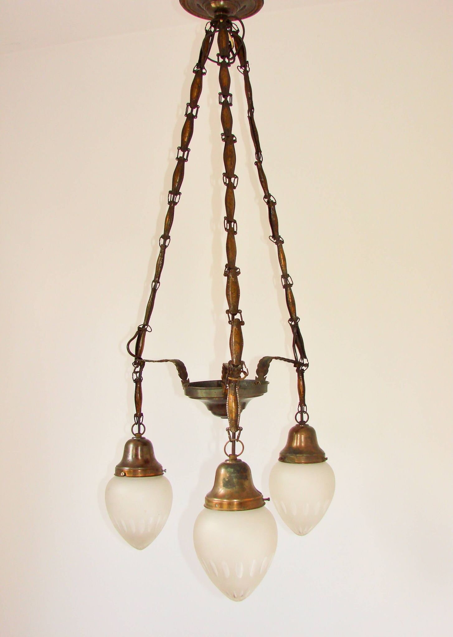 An Art Deco chandelier from the 1930s