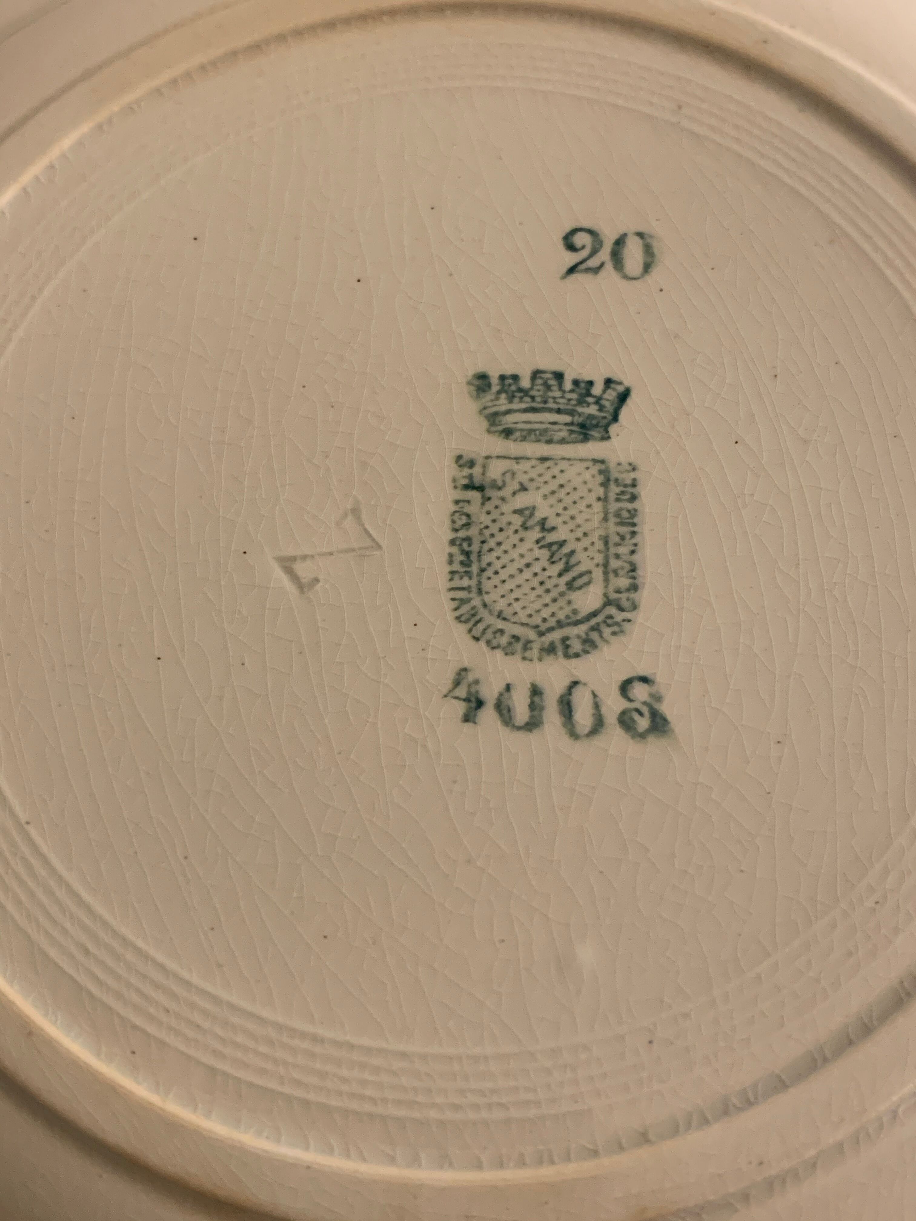 10 dessert plates and Art Deco green Saint Amand serving dish