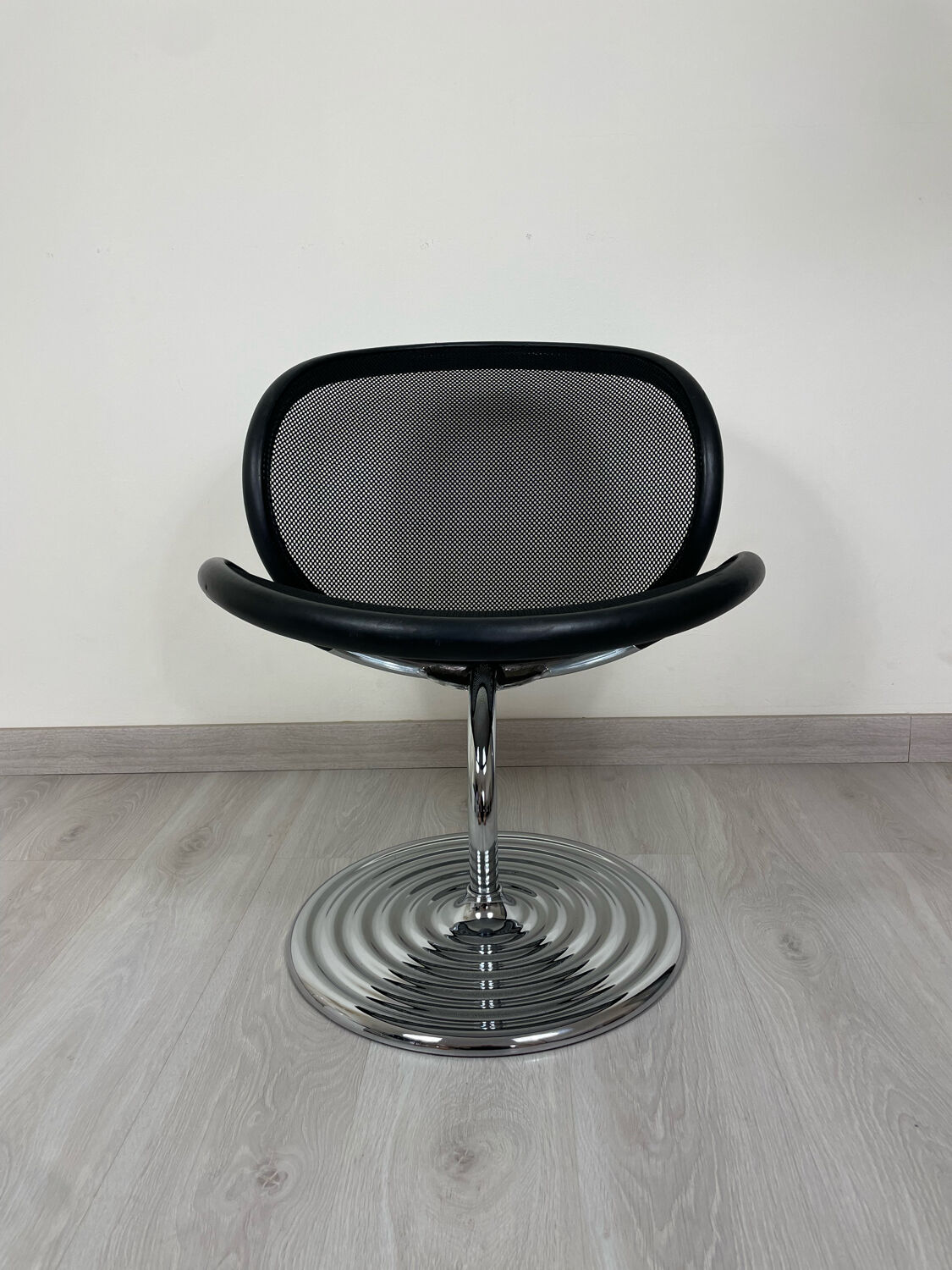 Chaise ‘ o line ‘ de Herbert Ohl pour Whilkhahn