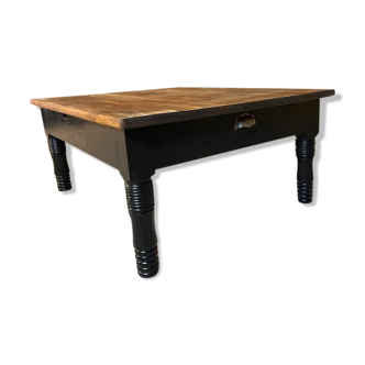 Raw wood coffee table - black legs
