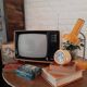 Télévision vintage minivox jaune