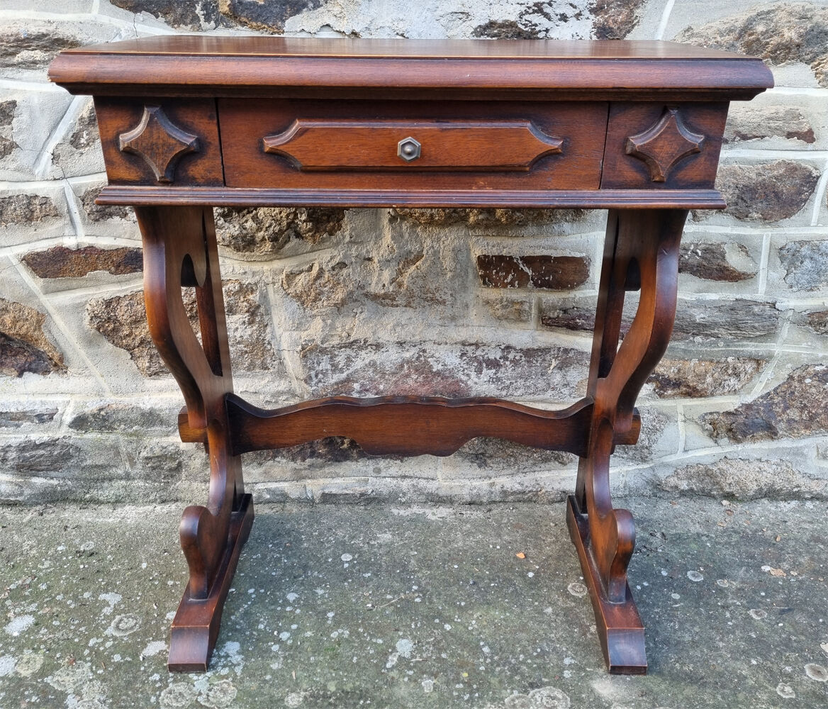 Console restoration, cherry tree, butt studs, Louis Philippe