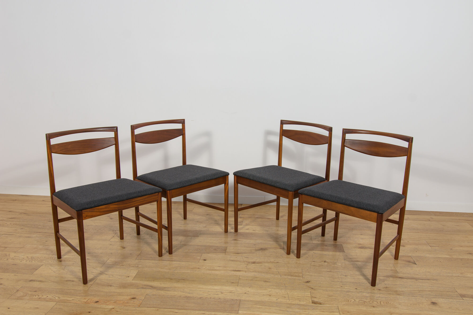 Mid-Century Model 9513 Dining Chairs by Tom Robertson for A.H. McIntosh & Co., United Kingdom, 1970s, Set of 4