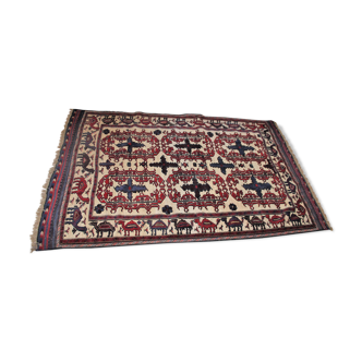 Old oriental rug. 280 x 178 cm.