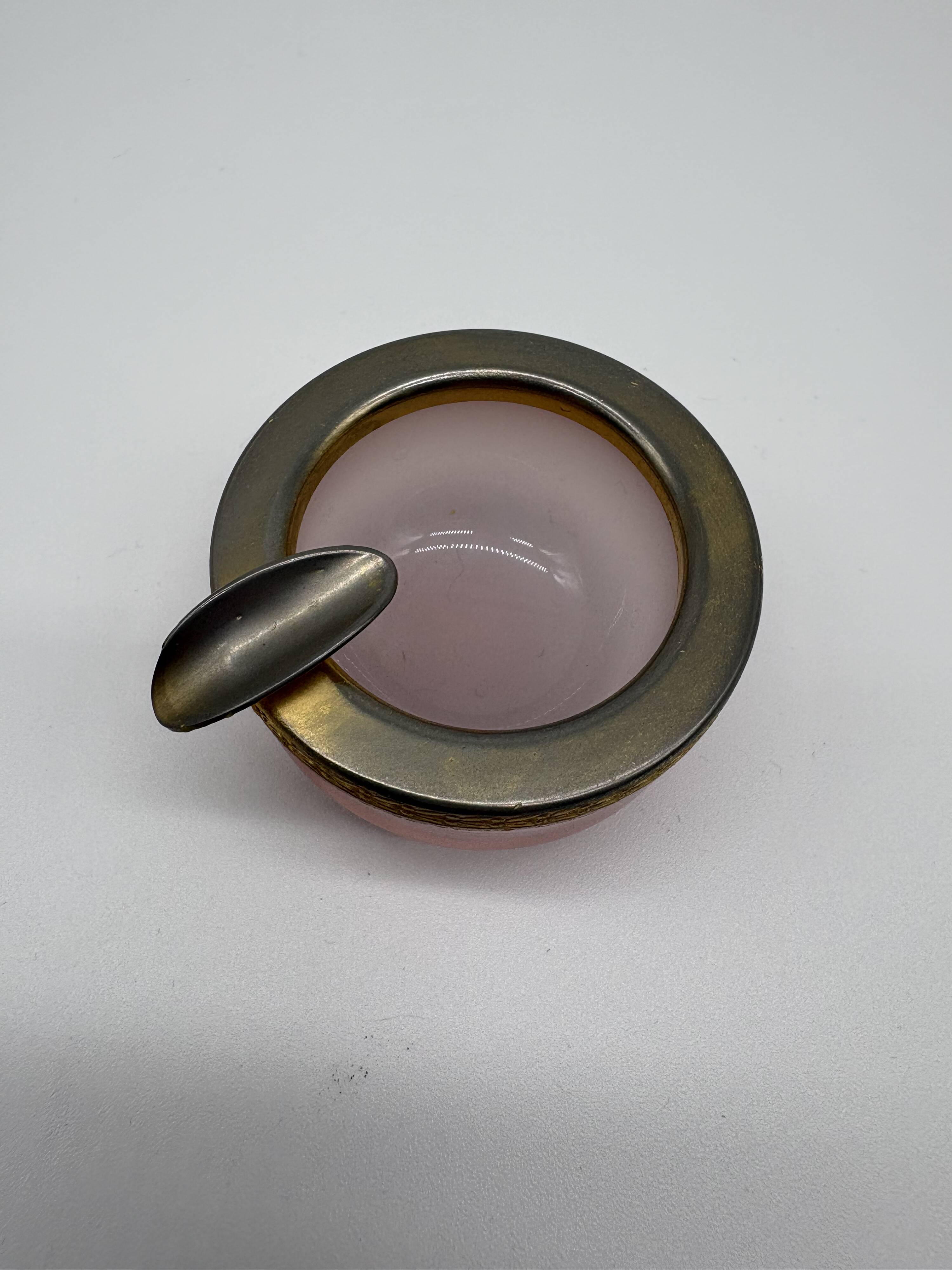 Luxurious Vintage Ashtray in Satin Pink Glass and Golden Frame | Catchall