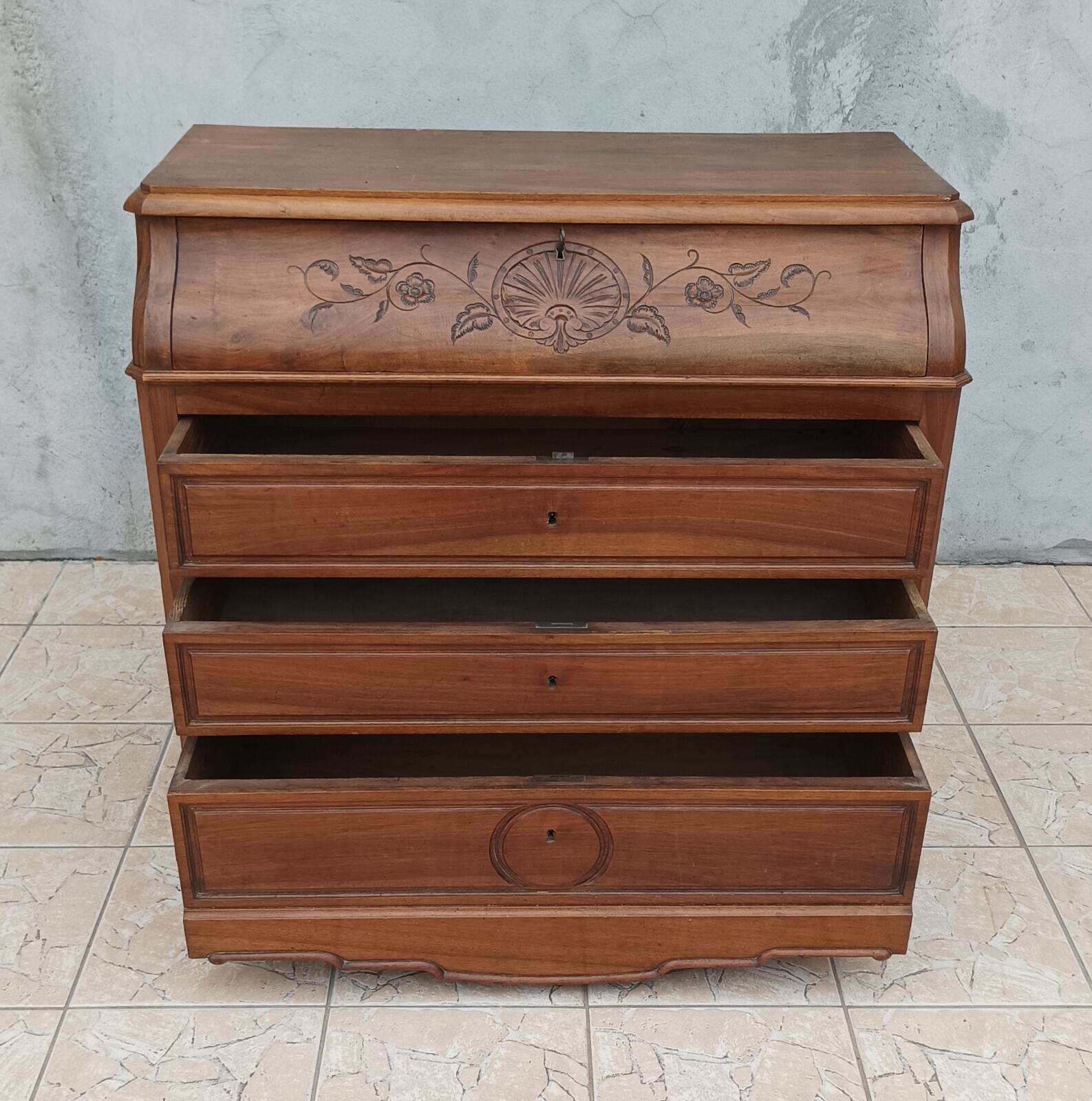 Louis Philippe walnut chest of drawers