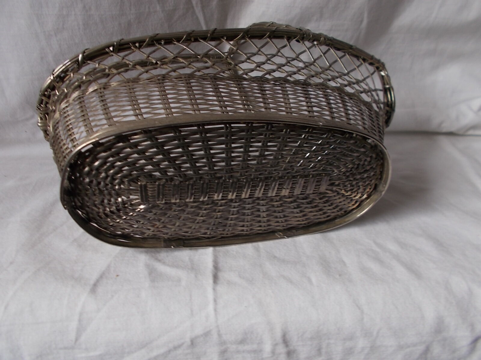 Silver-plated bottle table stand