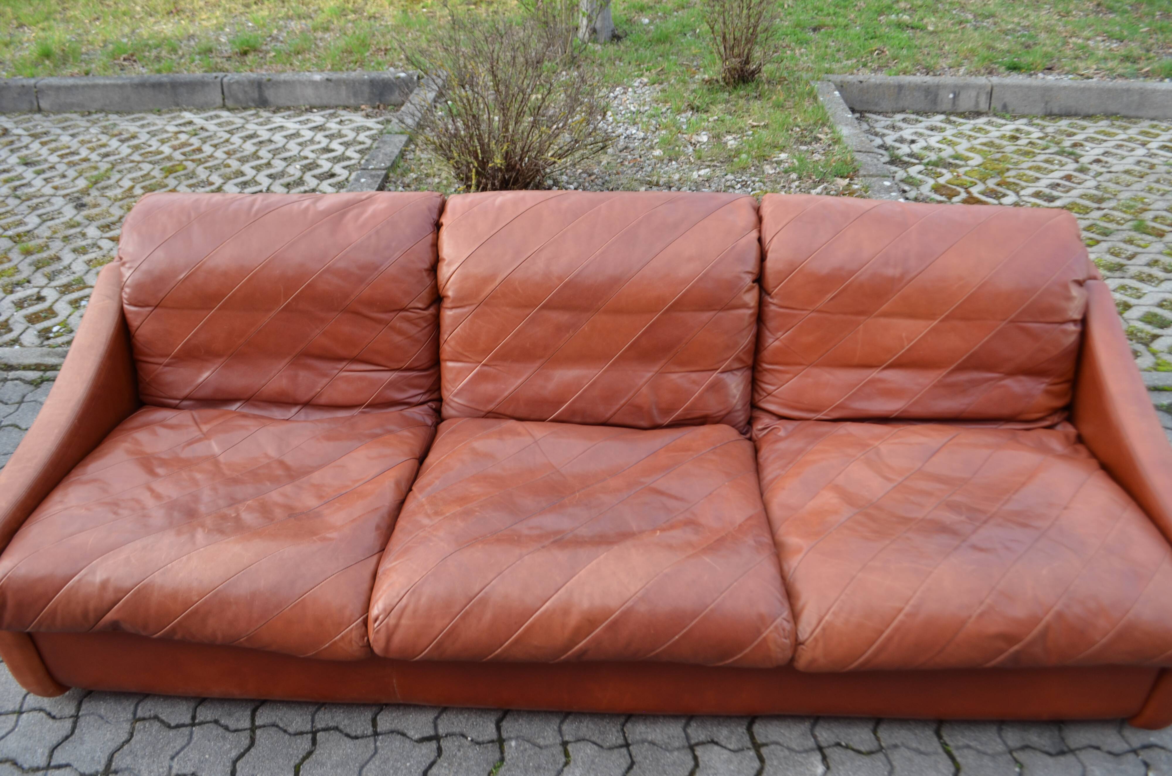 Vintage oxred Rolf Benz Leather Sofa