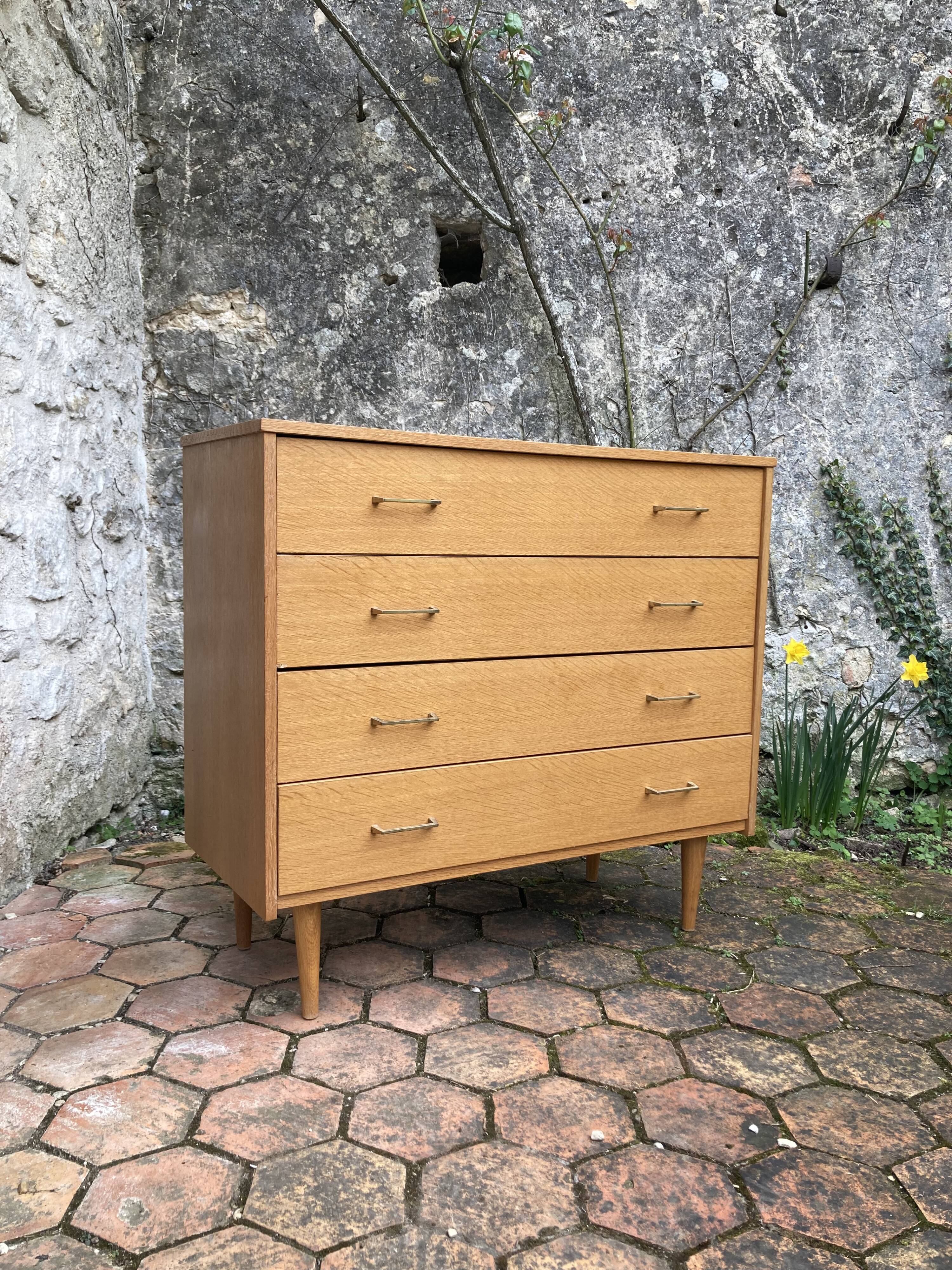 Vintage chest of drawers