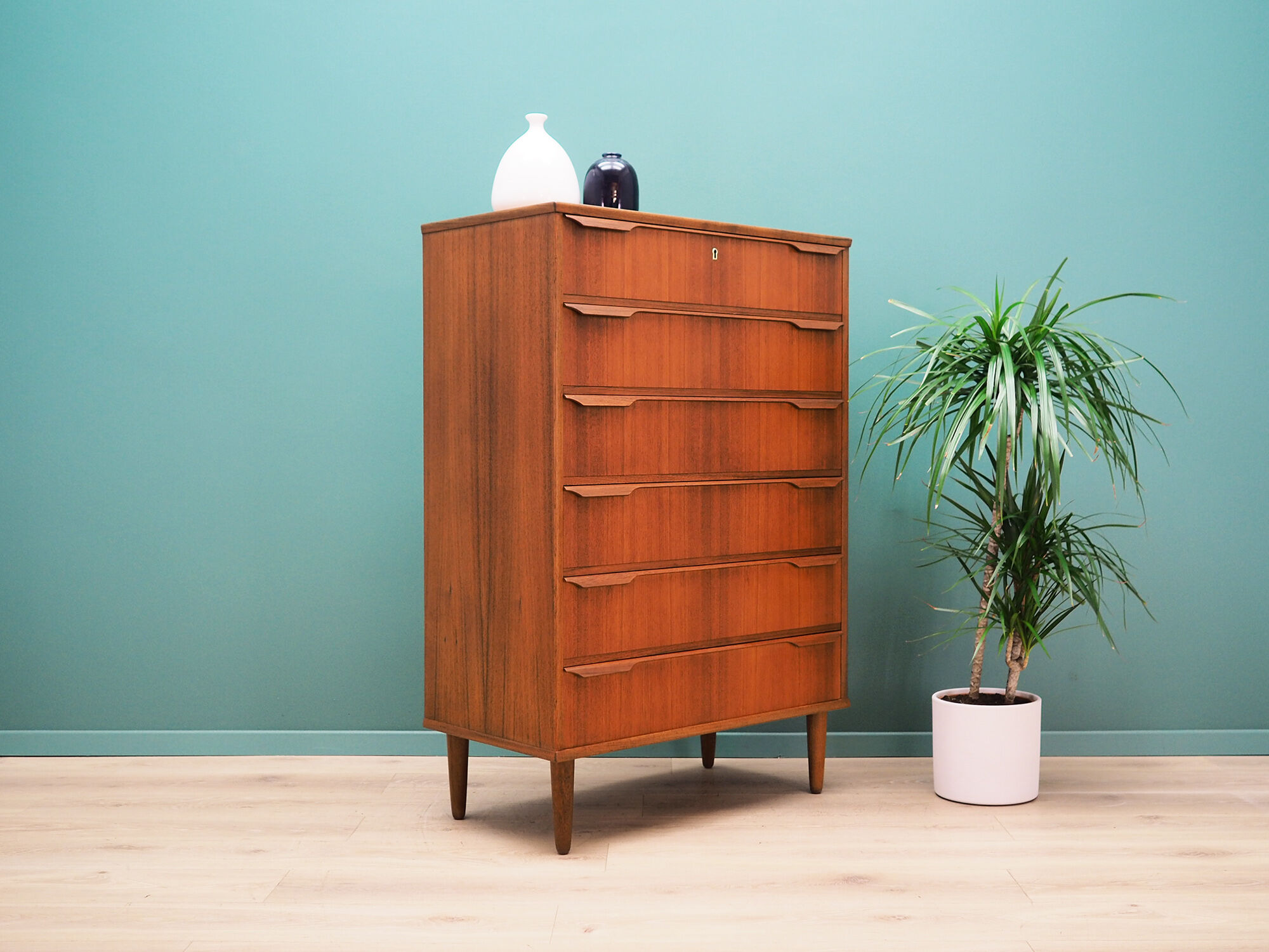 Chest of drawers teak, Danish design, 60's, producer Trekanten-Hestbæk A/S